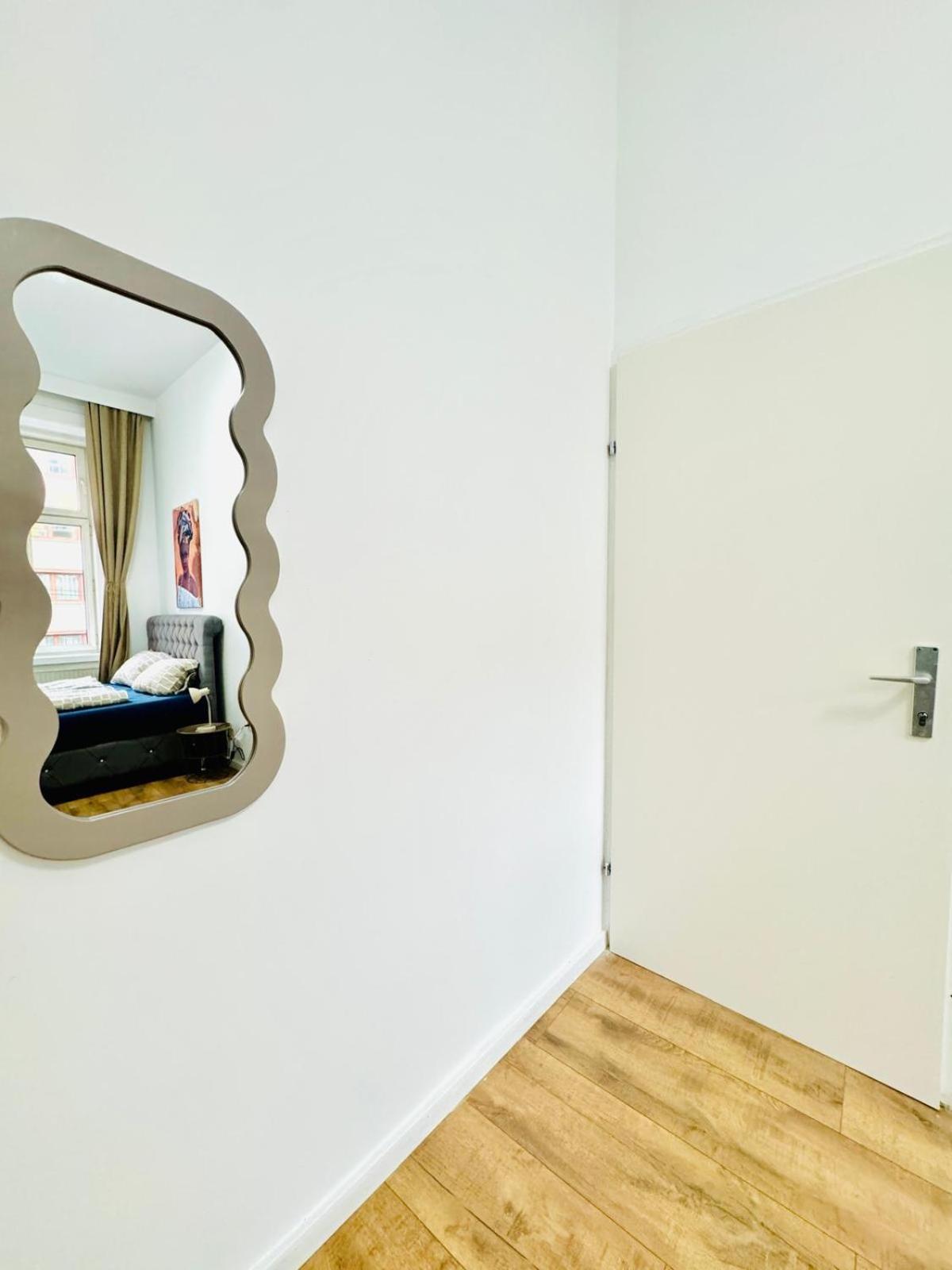 Cozy 9Br Shared Apartment, Only 12Min Walk To Augarten Vienna Esterno foto