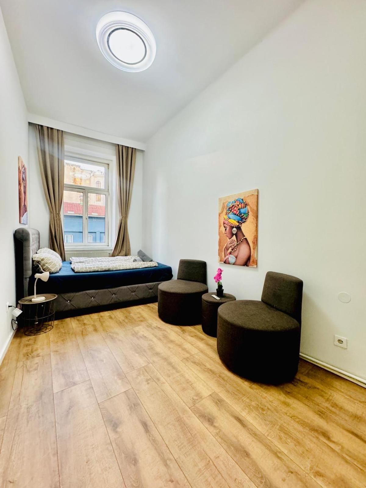 Cozy 9Br Shared Apartment, Only 12Min Walk To Augarten Vienna Esterno foto
