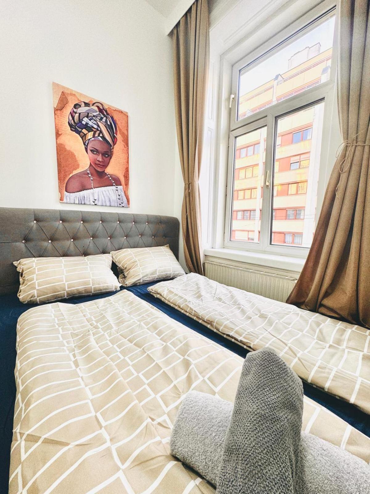 Cozy 9Br Shared Apartment, Only 12Min Walk To Augarten Vienna Esterno foto