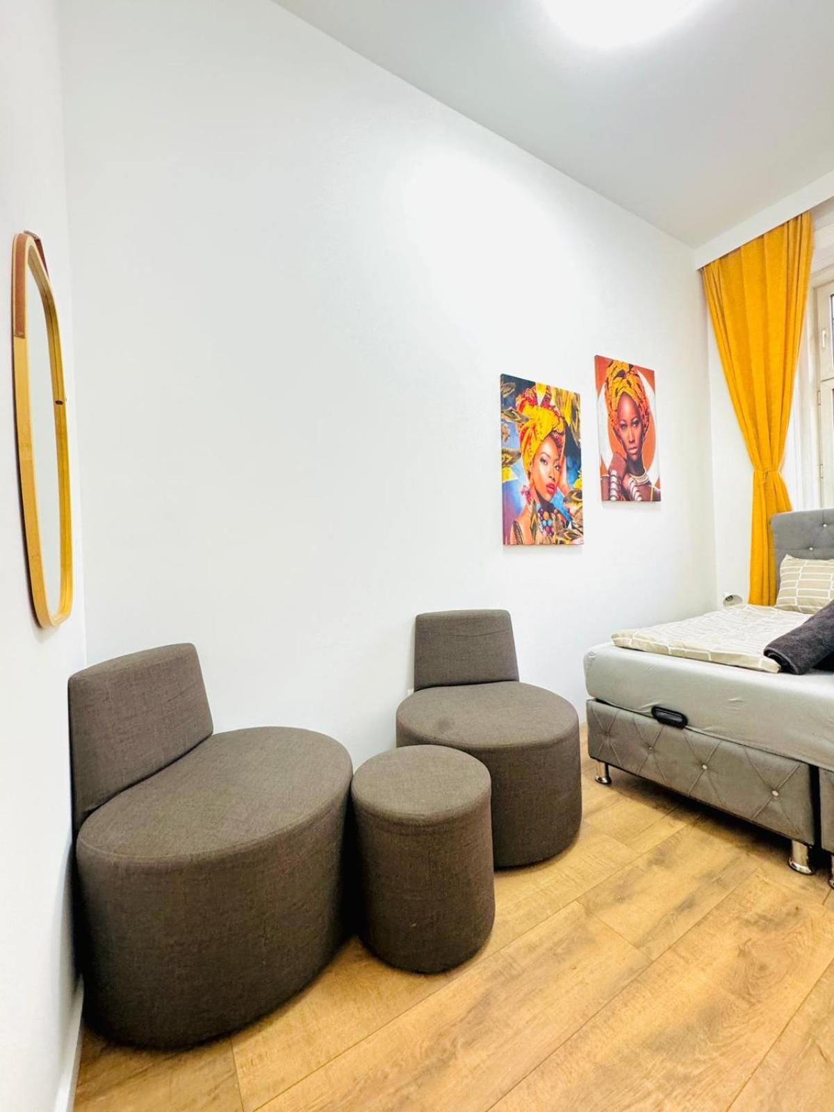 Cozy 9Br Shared Apartment, Only 12Min Walk To Augarten Vienna Esterno foto