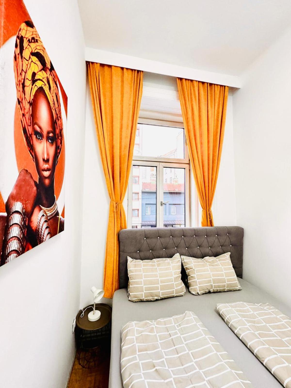 Cozy 9Br Shared Apartment, Only 12Min Walk To Augarten Vienna Esterno foto