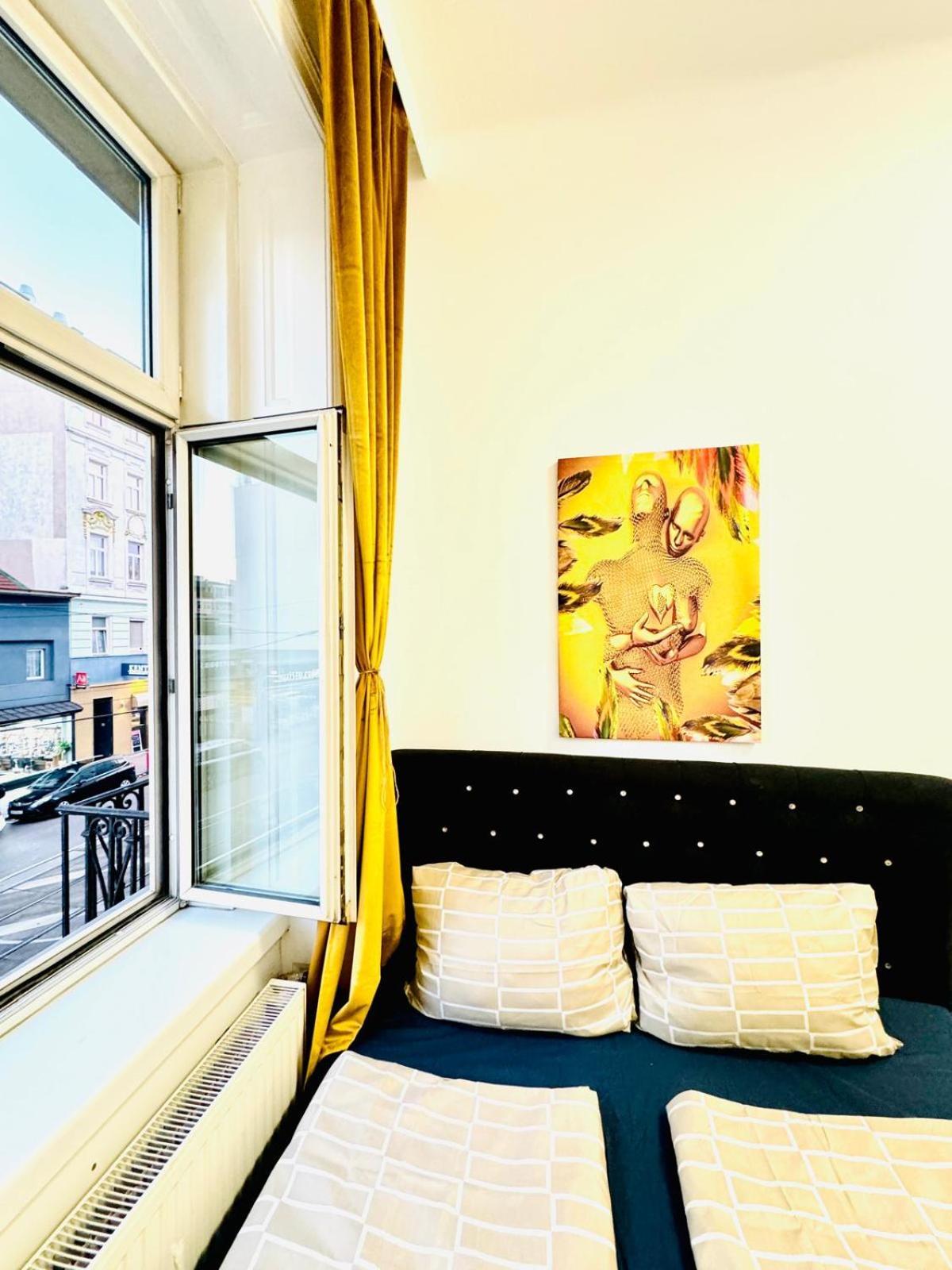 Cozy 9Br Shared Apartment, Only 12Min Walk To Augarten Vienna Esterno foto