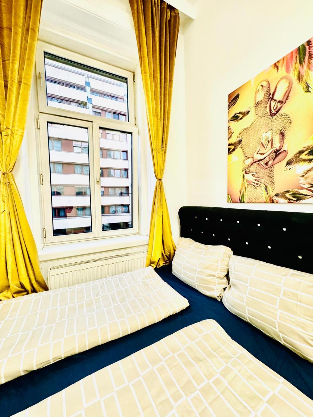 Cozy 9Br Shared Apartment, Only 12Min Walk To Augarten Vienna Esterno foto