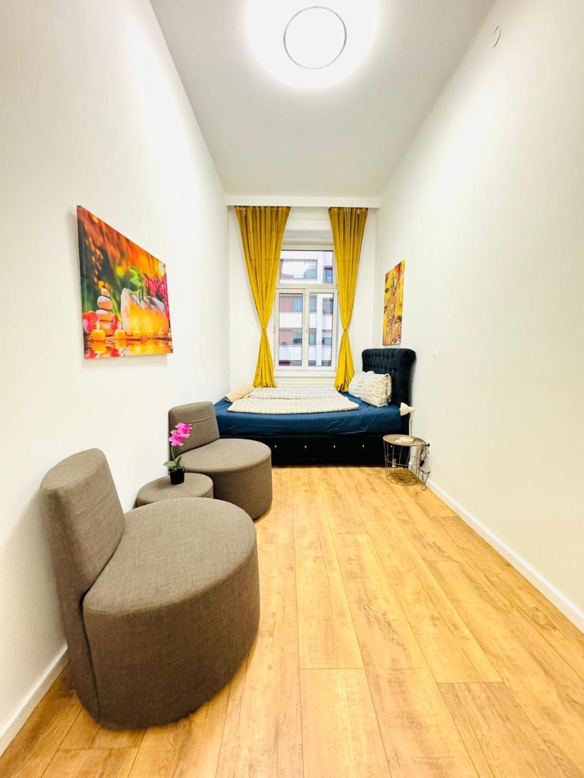 Cozy 9Br Shared Apartment, Only 12Min Walk To Augarten Vienna Esterno foto